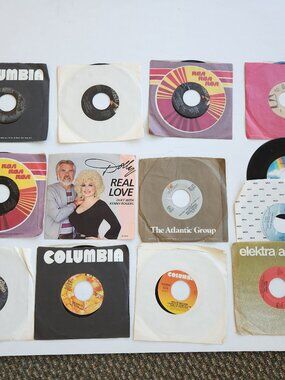 Country Music 45 rpm Vinyl Record Lot of 13 DOLLY Kenny Willie Alabama Oak Ridge